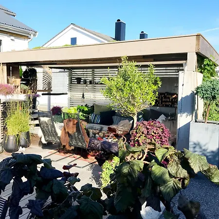 Appartement Sentrumsnaer Leilighet M/panorama Utsikt, Gode Solforhold Og Flott Uteomrade *