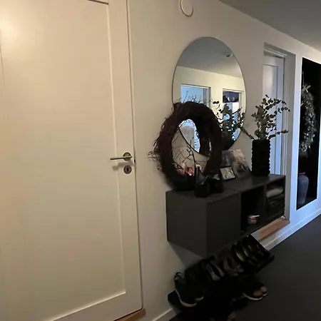 Appartement Sentrumsnaer Leilighet M/panorama Utsikt, Gode Solforhold Og Flott Uteomrade *